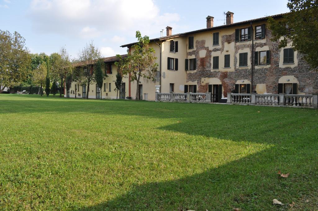 Le Residenze Del Tenore Романо-ді-Ломбардія Екстер'єр фото